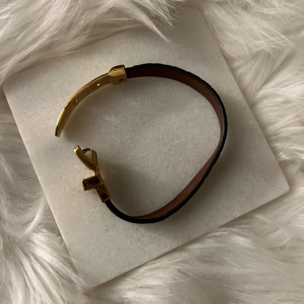 ✔Michael Kors Leather Belt Bracelet - Picture 3 of 9